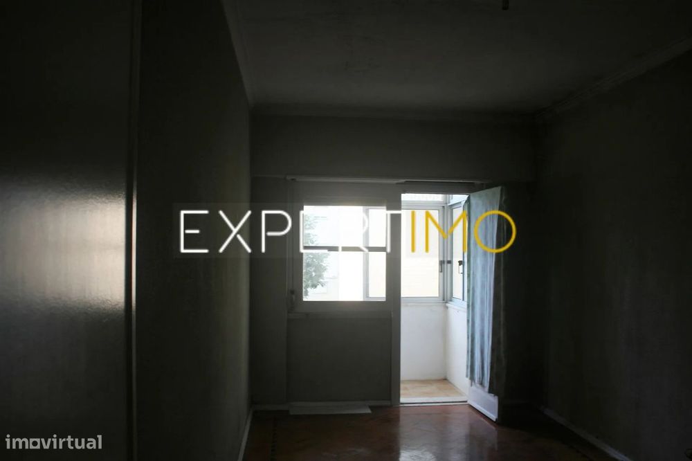 Apartamento T1 para remodelar