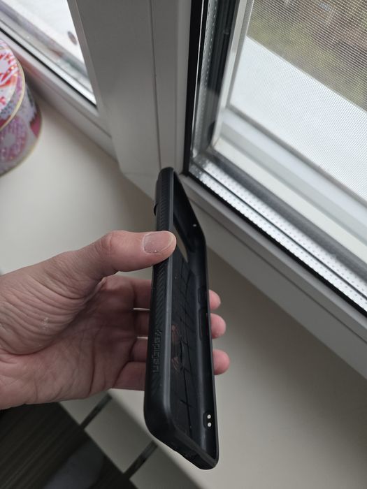 Чохол spigen pixel 8 pro