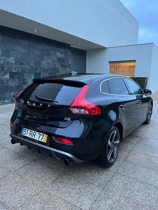 Volvo V40 D2 1.6 R-Design c/ 117 mil kms