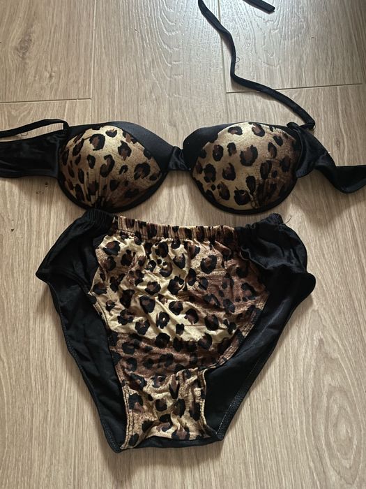 Купальник з деопардовим принтом