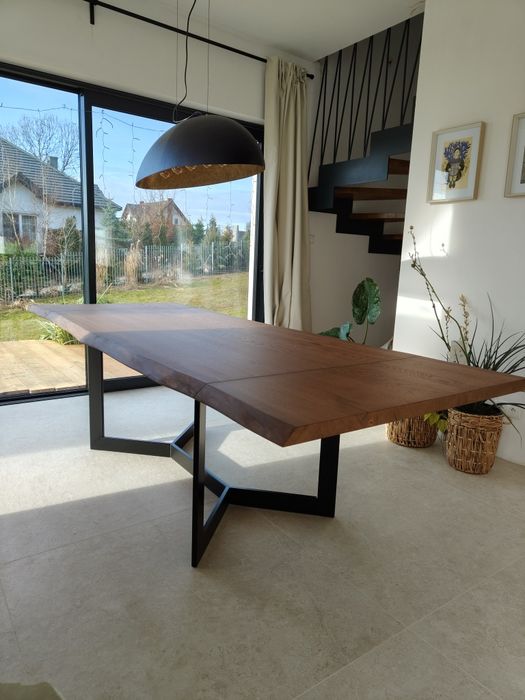 Stół dębowy na zamówienie