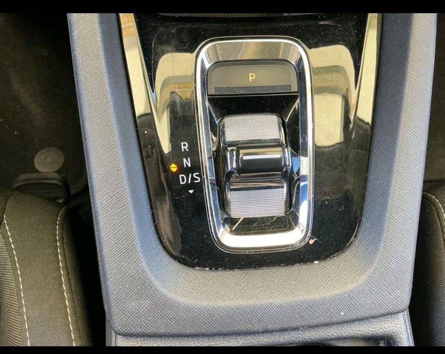 Carrinha Skoda- híbrido plug in - como nova