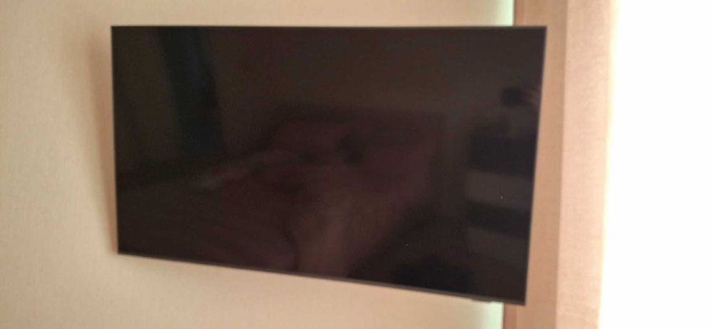 Телевизор Samsung UE50AU8000UXUA