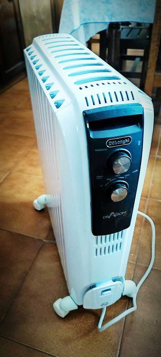 Aquecedor a óleo 2500w Delonghi