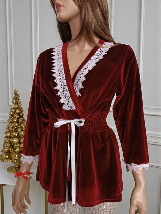 Bordowa welurowa bluzka z koronką elegancka