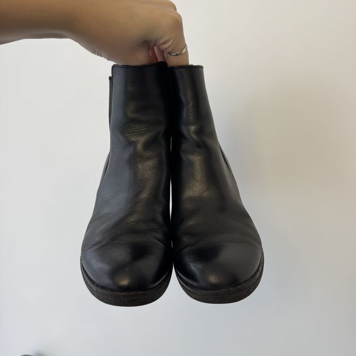 Ботильйони чорні шкіра осінь 38