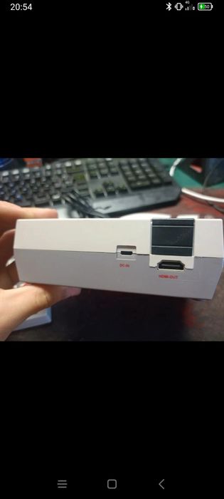 Mini Consola  com 1 comando e muitos jogos antigos
