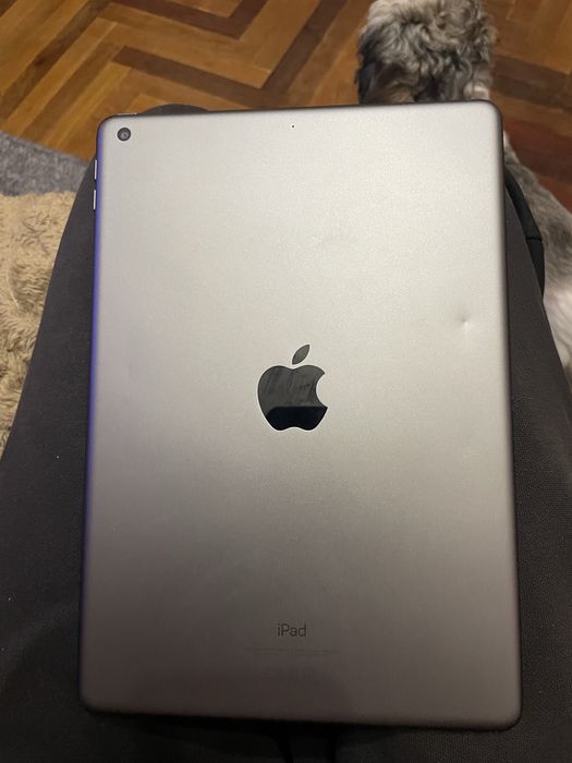 Продам ipad 9 2021  10.2 64gb