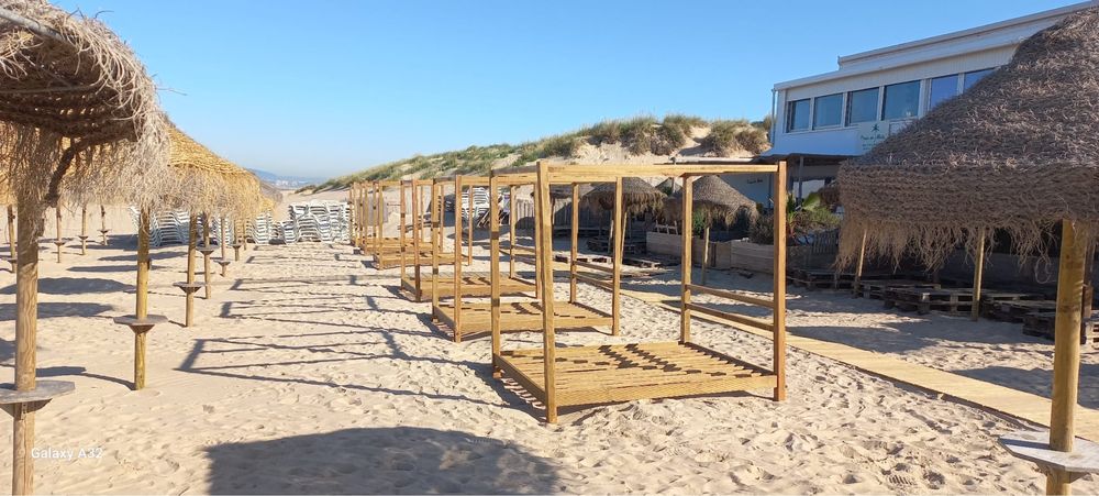 Executo Cama Balinesa em Deck