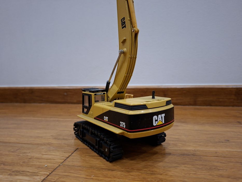 Model Joal Caterpillar 375 1:50