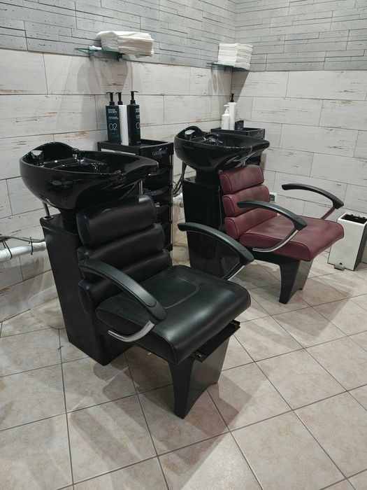 Sprzedam meble Fryzjerskie