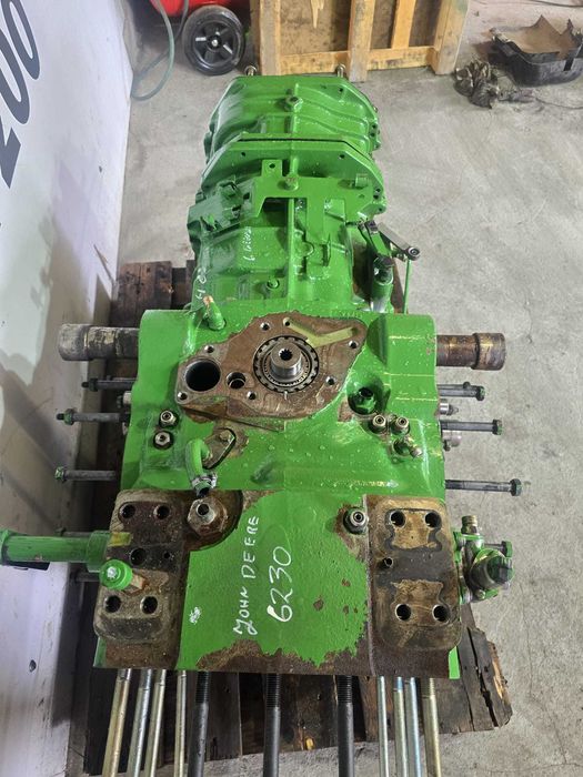 Atak tylnego mostu, 9/51 dyferencjał John deere 6230