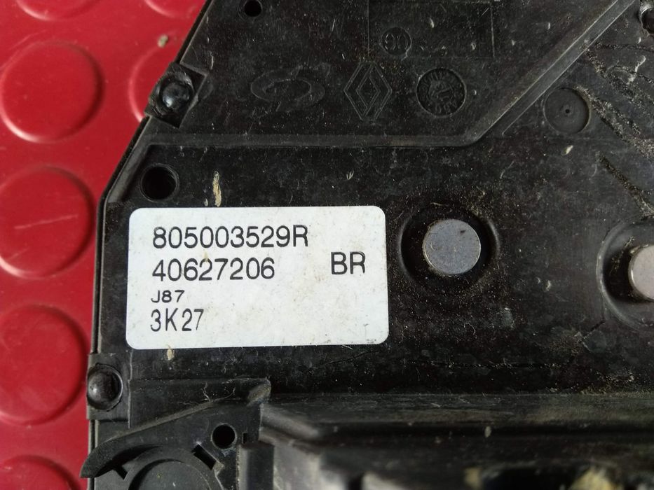 Fechadura / Fecho Porta Frente Direito 805003529R - RENAULT CAPTUR I