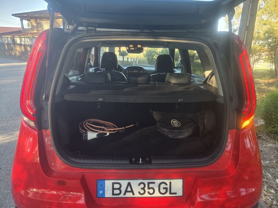 Kia e-Soul 64KWh 204cv