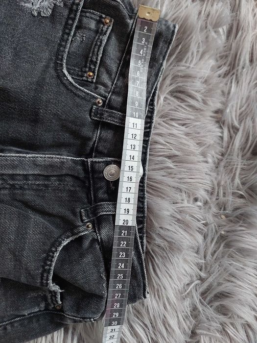 Шорти на дівчинку 8-10років. Zara