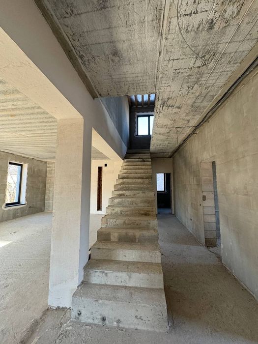 Продається будинок у топовій локації!