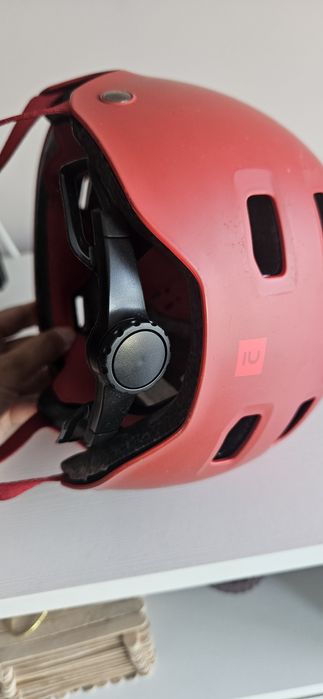 Sprzedam kask decathlon