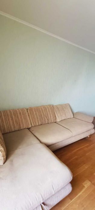 Терміново здається квартира, Бажана, 1М - Більше
