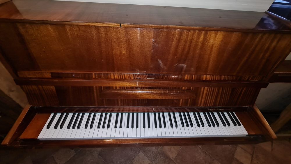 Pianino Ukraina, bardzo dobry stan
