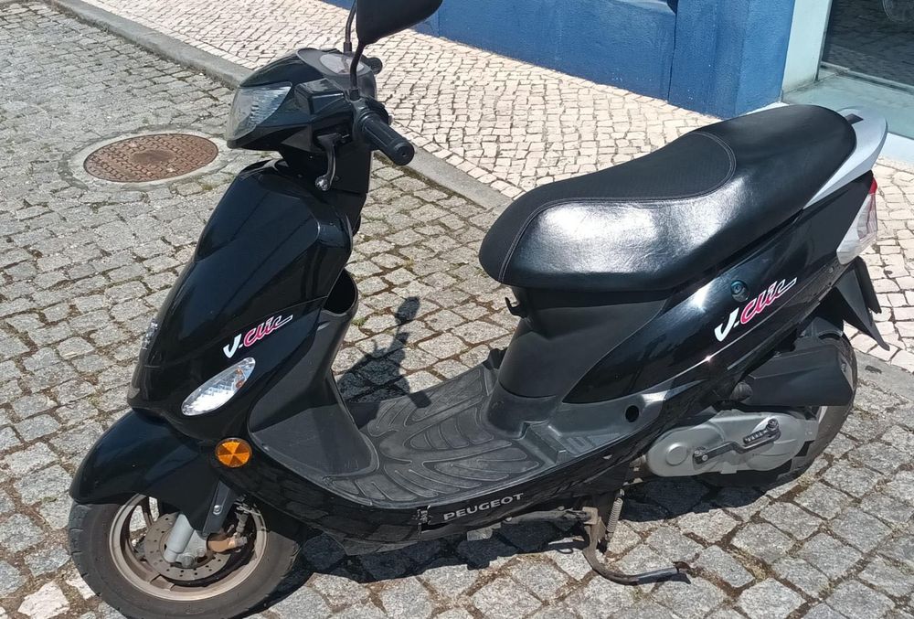 Moto peugeot 50cc vclic