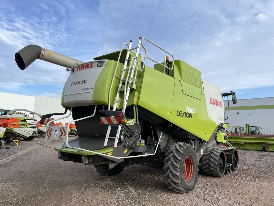 Комбайн Claas Lexion 760TT Vario900