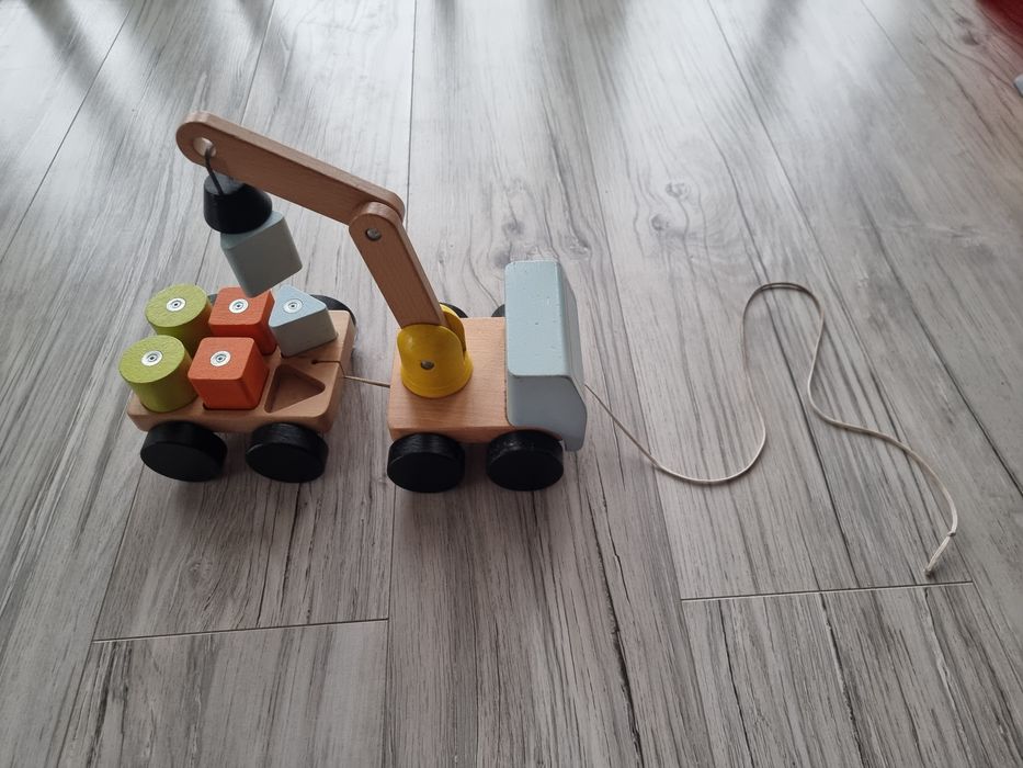 Dźwig drewniany / sorter na magnesy ikea