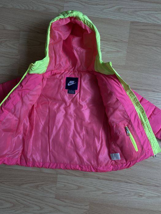 Демісезонна Курточка Nike на дівчинку 92-98(3t)