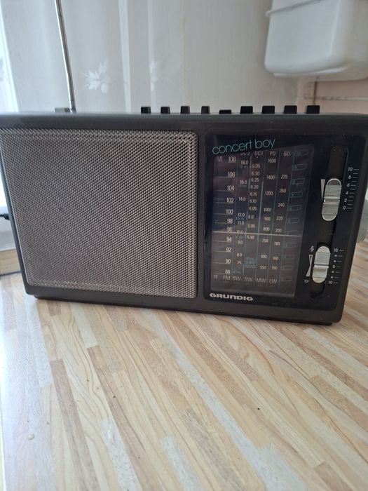 Радіо Grundig Concert boy 225a