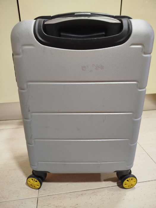 Mala pequena de viagem cabine