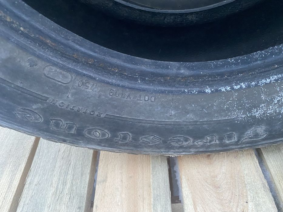 Шини зима 215/70/16