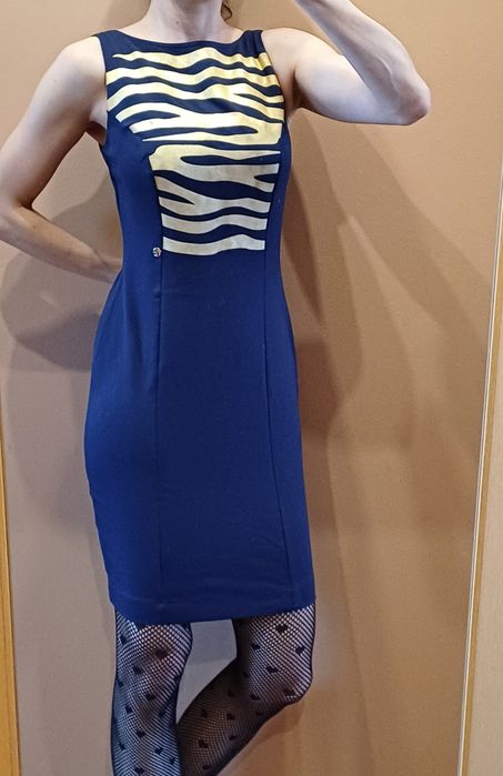 Sukienka Simple 36 z tygrysim wzorem