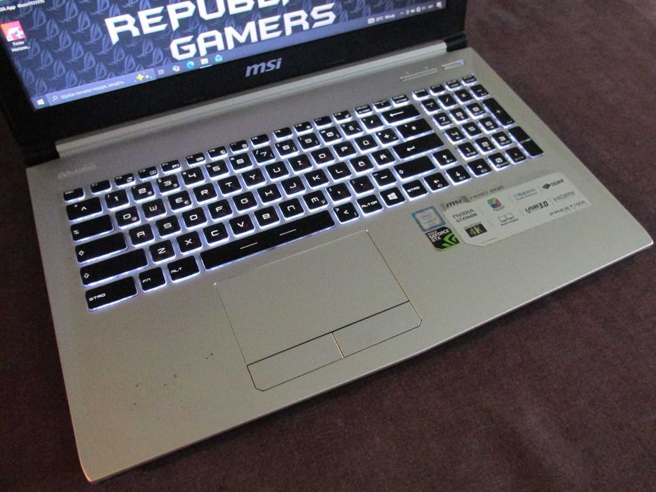 ІГРОВИЙ ТОП MSI Dominator/i7 8-ядр 3.7Ghz+Geforce GTX 4Gb+16Gb, Ноутбук