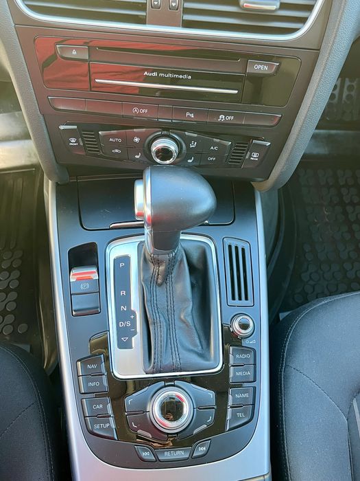 Audi A4 B8 Avant 2.0TDI Automat nowy rozrząd dwa kluczyki