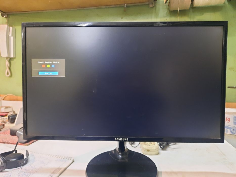 Монітор Samsung 24 дюйма LED