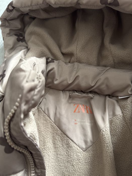 Демі курточка Zara