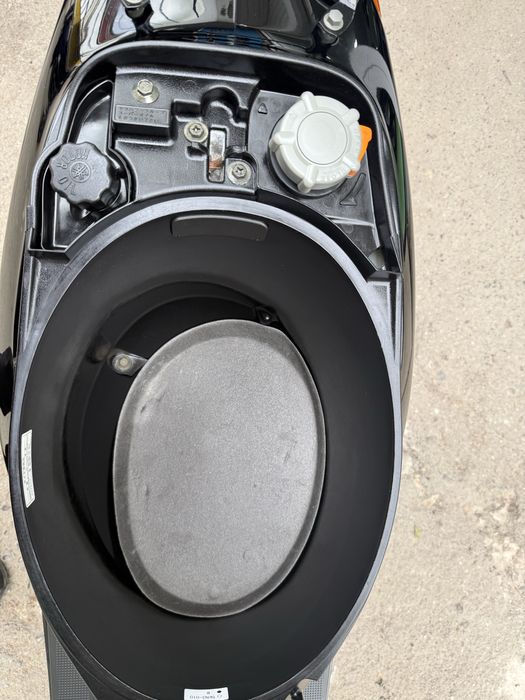 Yamaha Jog sa16 з контейнера