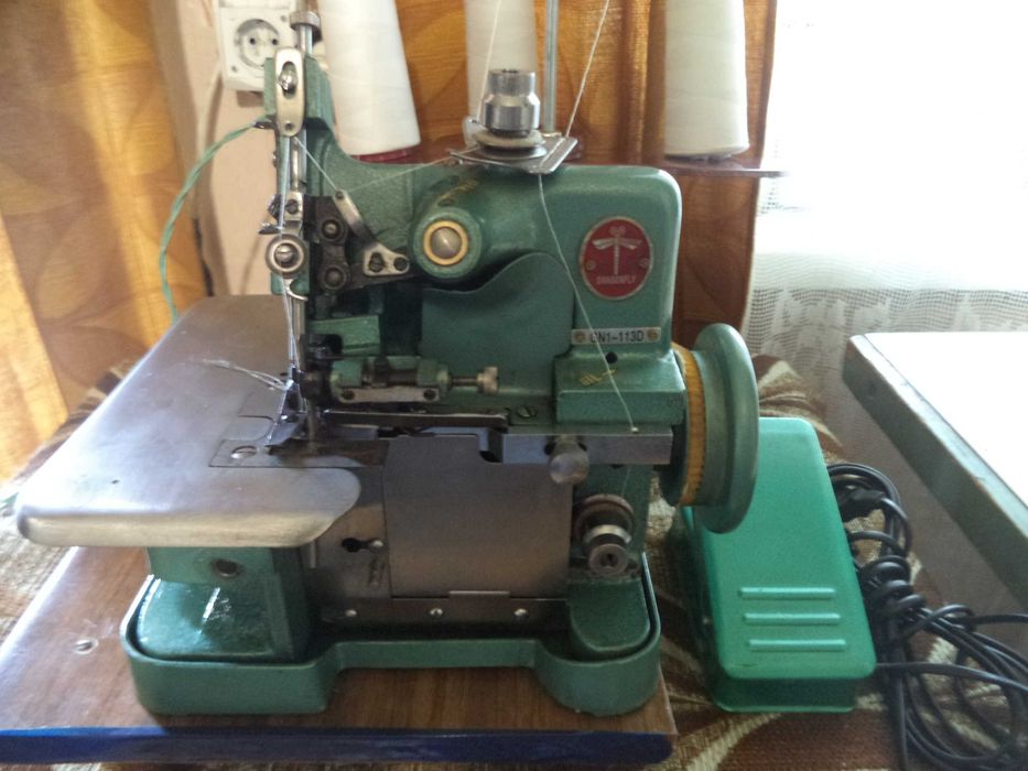 Оверлок новый универсальный Dragonfly 3- х ниточный GN 1-113 D класса