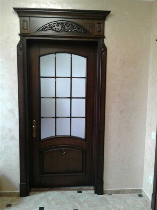 Дерев'яні меблі під замовлення (сходи ліжко кухня двері тумба стіл )