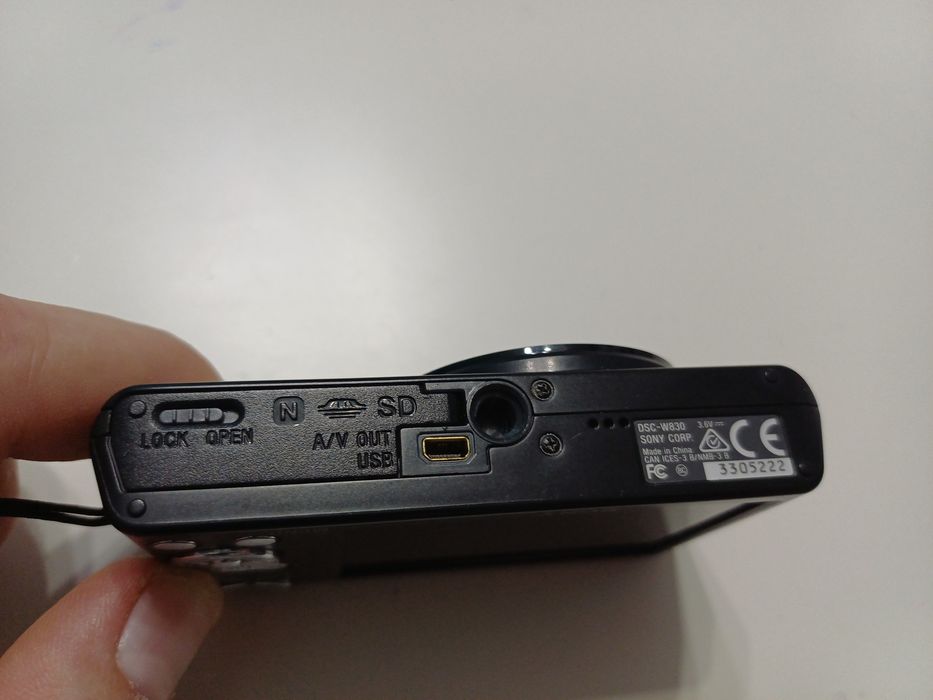 Sony W830 kompaktowy aparat cyfrowy