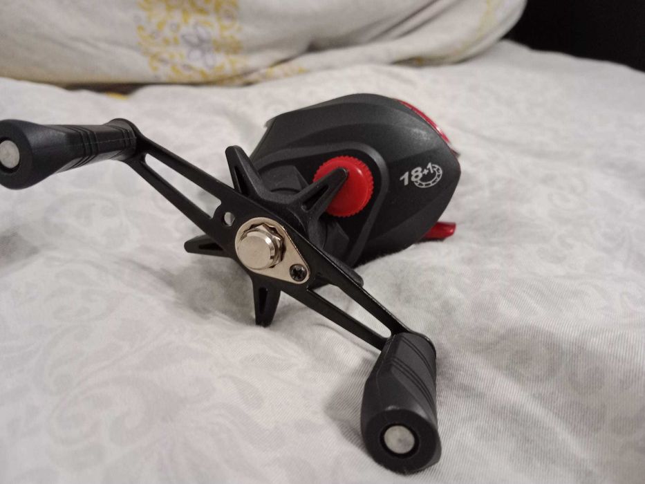 Spszedam kolowrotek castingowy