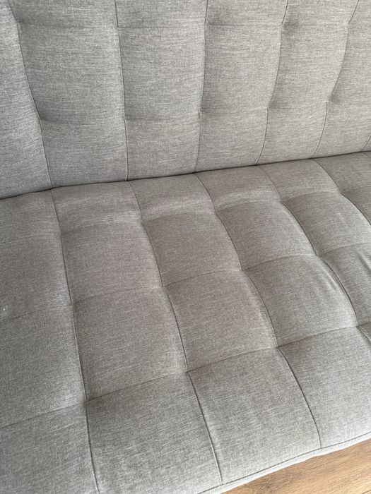 Sprzedam sofę rozkładaną.