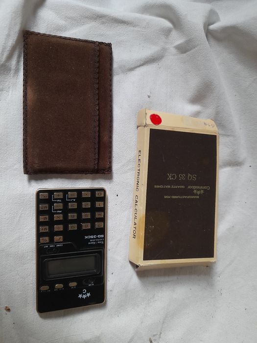 Retro kalkulator komunijny