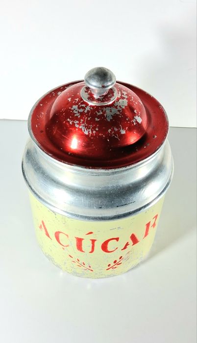 Frasco antigo de alumínio