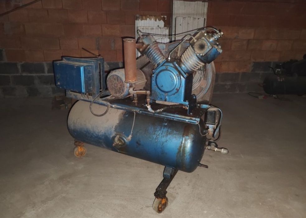 atlas copco kompresor sprezarka 250l