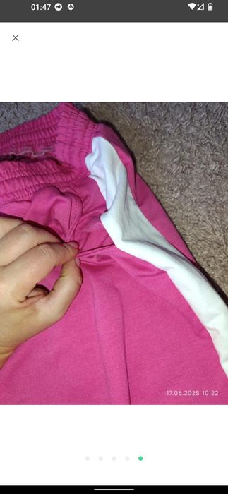 Жіночий легкий спортивний костюм