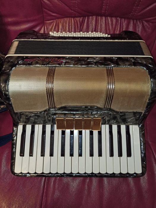 Akordeon Piakordia 60 bas