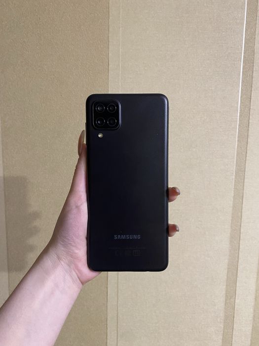 Samsung Galaxy A12