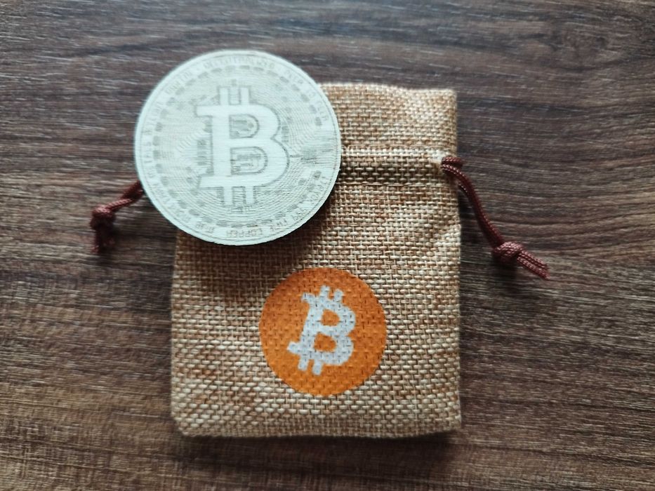 Bitcoin Ethereum Dogecoin [Presente / Lembrança] CRYPTO COLD WALLET