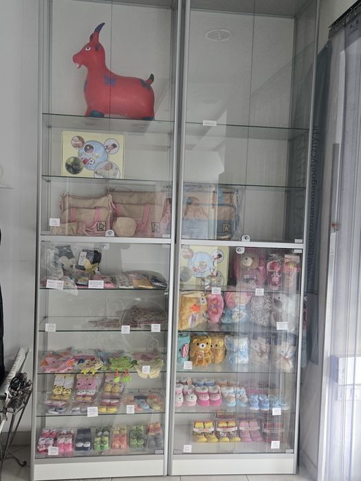 witryna gablota duża regał półka szklana 2 sztuki 3m/ 2 x po 80 cm  piękna