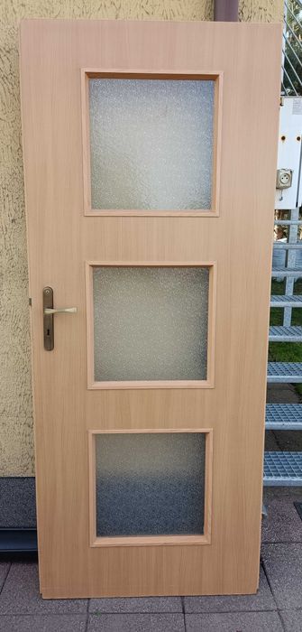 Drzwi wewnętrzne lewe i prawe, łazienkowe gratis